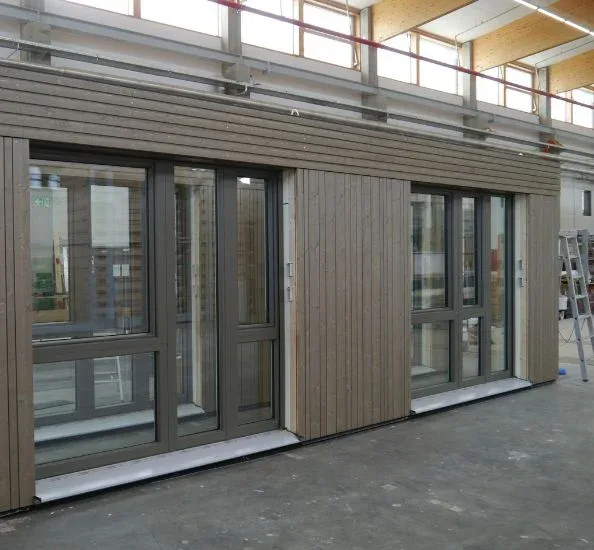 Prefabrikovaný dřevěný fasádní modul pro projekt Heidenheim